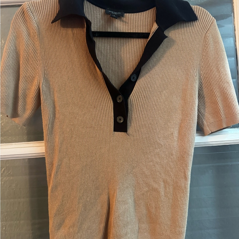 Ann Taylor Factory Black and Tan Ribbed Polo
